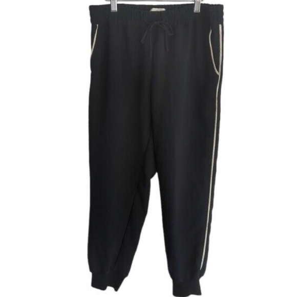 Aritzia Wilfred Buffon pant - Picture 5 of 5